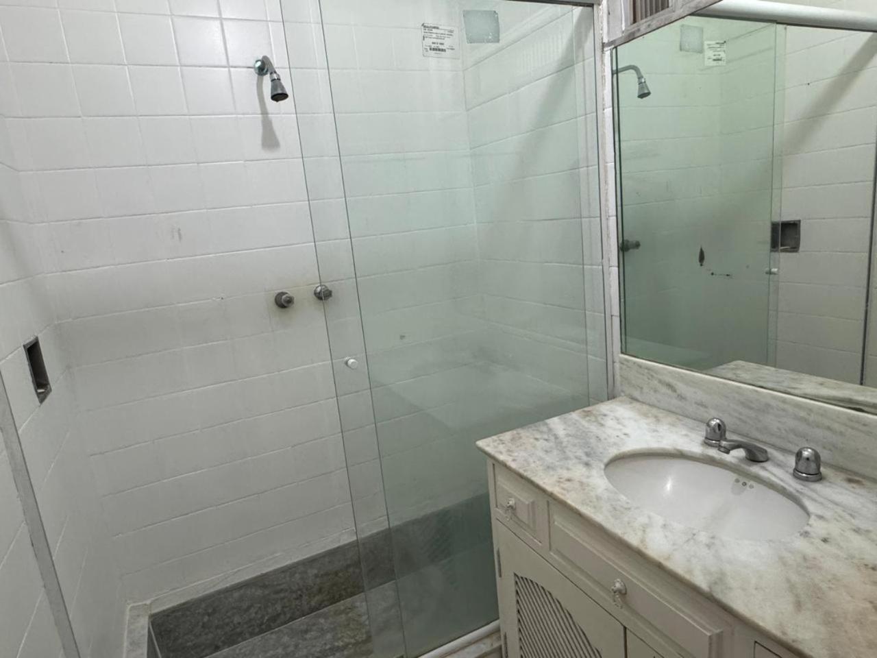 Apartamento Silencioso 2 Quartos No Coracao Do Leblon *
