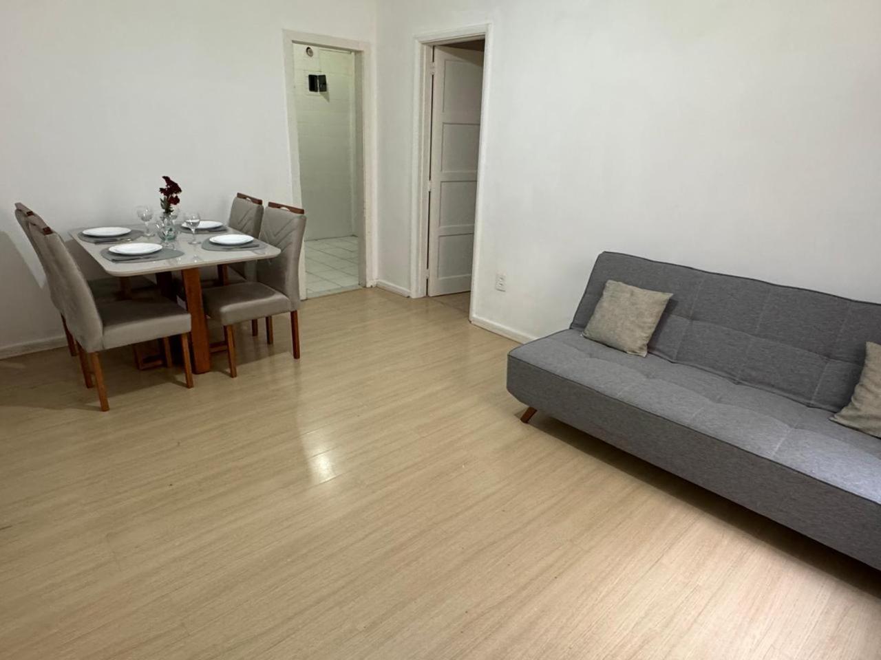 Apartamento Silencioso 2 Quartos No Coracao Do Leblon