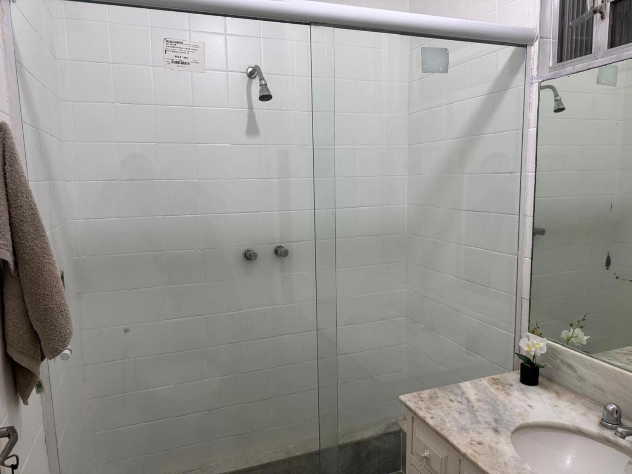 Apartamento Silencioso 2 Quartos No Coracao Do Leblon